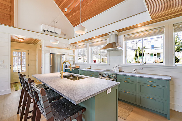 100 Bayview st 10