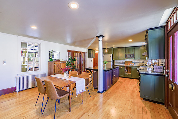 84 Miller St 02