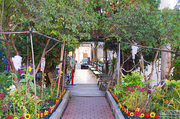 Riverhouse Footbridge-3