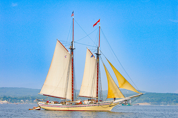 Schooner Heritage-1