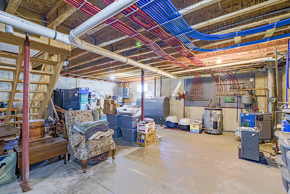 32 Hardwood Cir