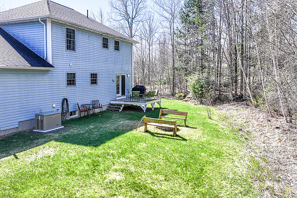 37 Hardwood Cir