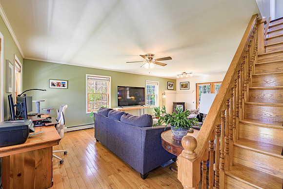 08 Hardwood Cir