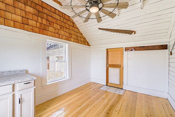1087 North Main St Winterport 29