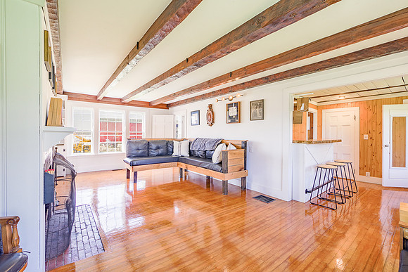1087 North Main St Winterport 12