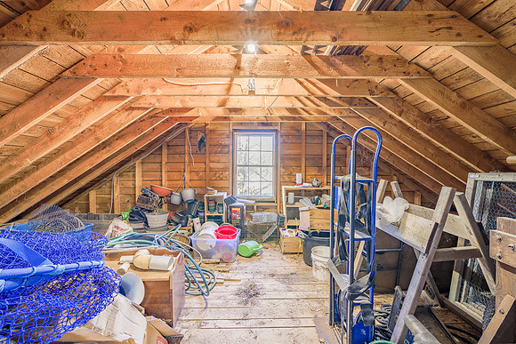 1087 North Main St Winterport 46