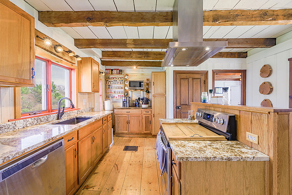 1087 North Main St Winterport 25
