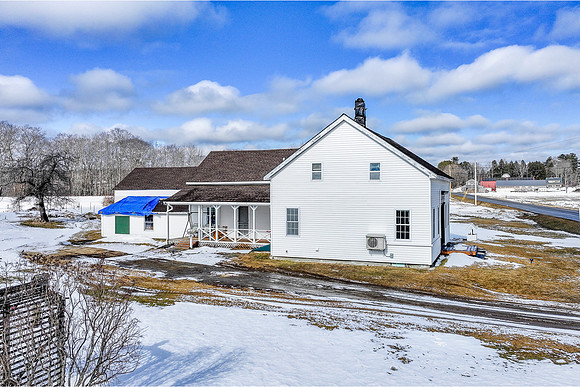 165 Stream Rd 21