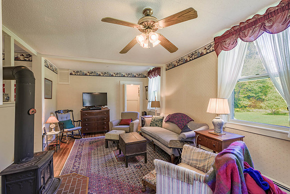 485 Jackson Rd 10
