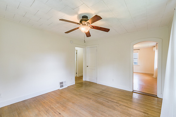 Violette Ave 35