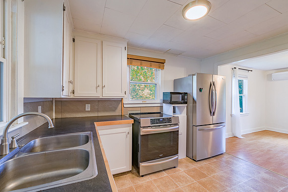 Violette Ave 28