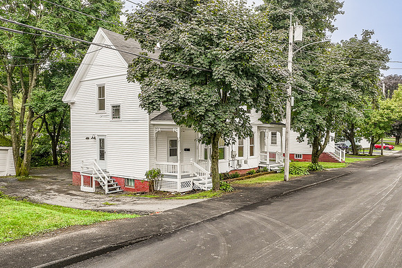 20 Maple St 01
