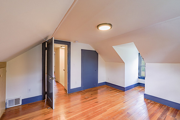 Violette Ave 41