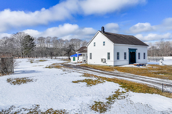 165 Stream Rd 01
