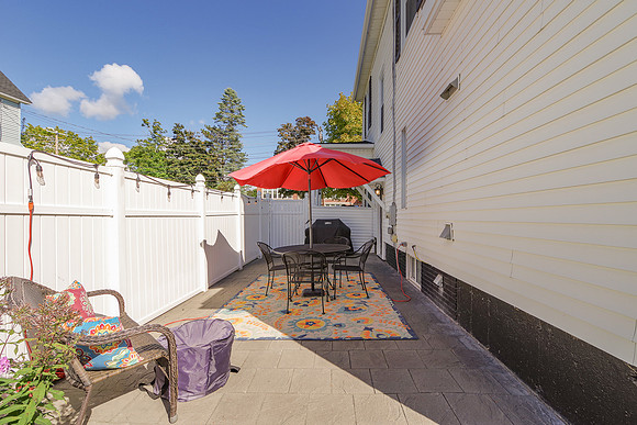 Gilman st 50