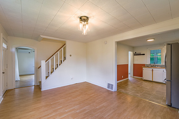 Violette Ave 32