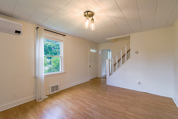Violette Ave 31